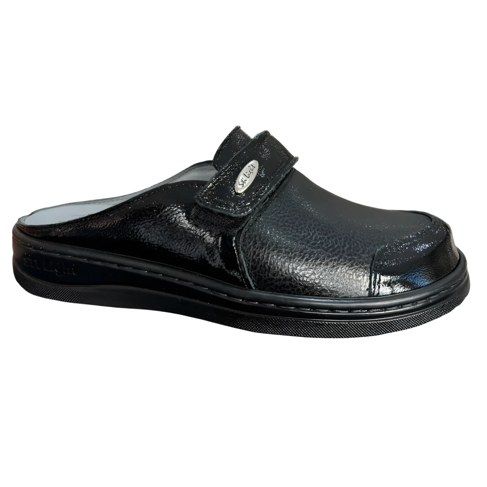 STI LIGHT - SABOTS ORTHOPEDIQUES NOIRS VERNIS FEMME