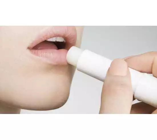 Sticks baume à lèvres - Parapharmacie en Ligne - Para Fendri